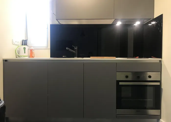 One Bedroom * Split