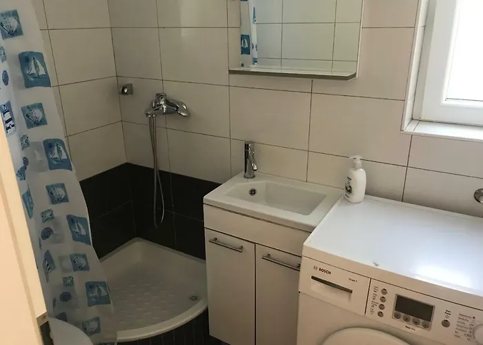 Apartamento One Bedroom *